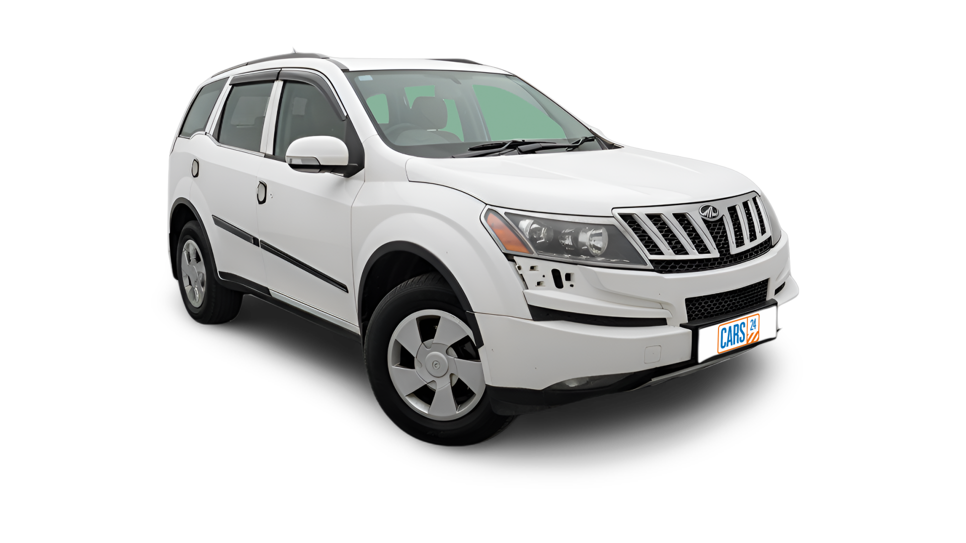 Mahindra XUV500-img